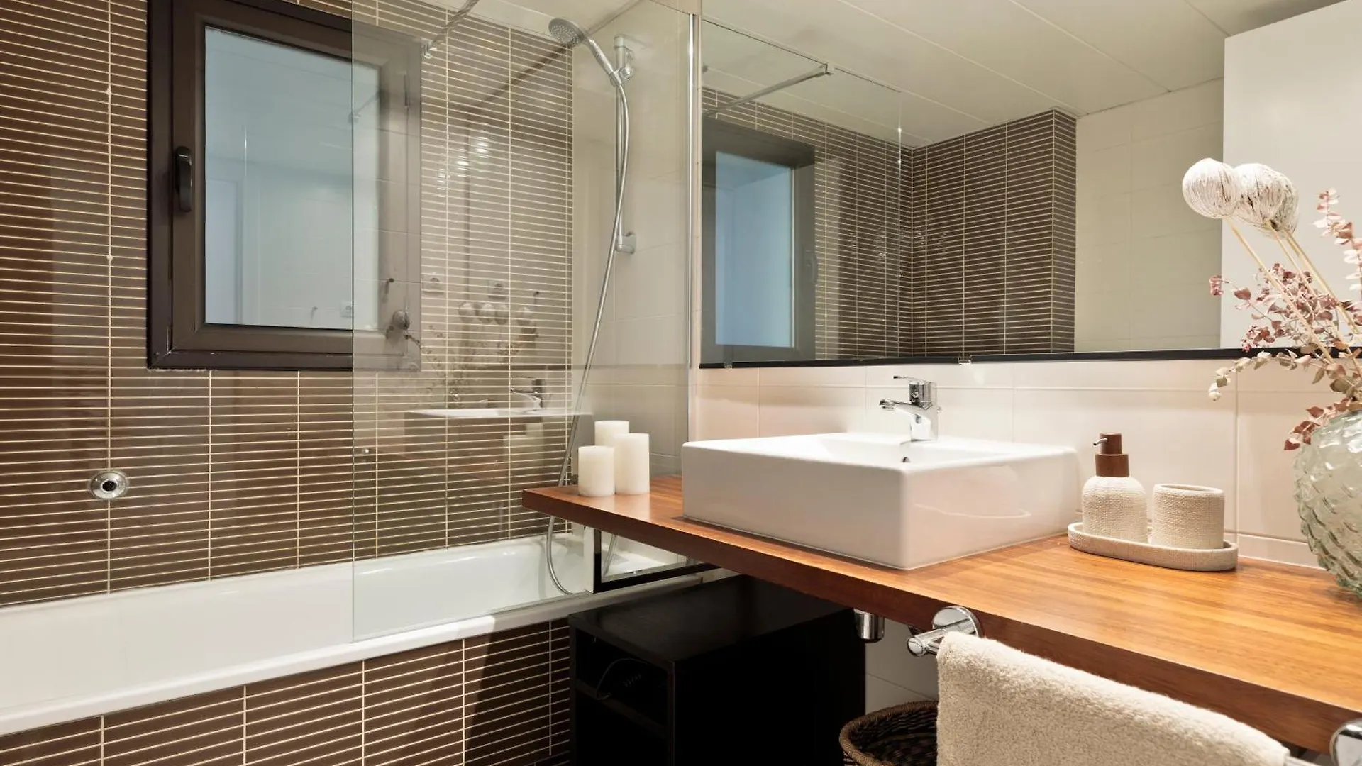 Apartmán Cerca De La Playa Y El Born, Con Piscina Barcelona